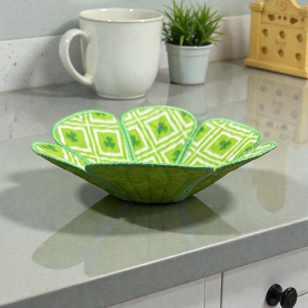 Hand Crafted Basket Center Piece Bowl Quilted 8 round x 3 in tall Green Shamrock